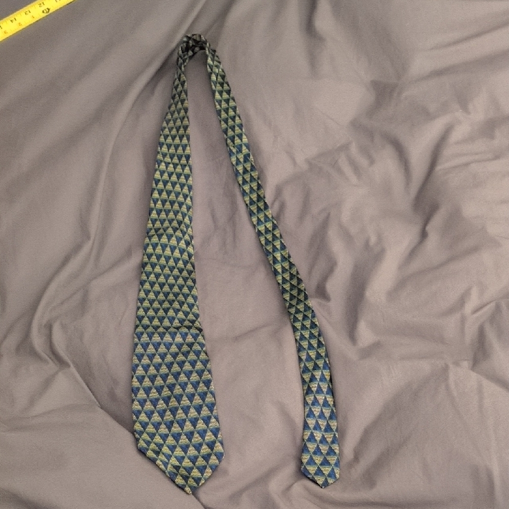 Geometric Patterned Tie in Blue and Green